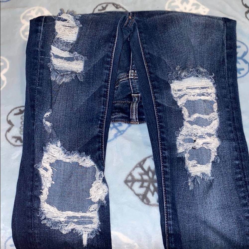 ✰nwot ripped American Eagle jeans ✰ - Picture 3 of 6